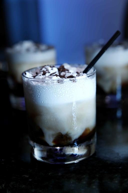 ザ ヘリテージ マドゥライ ホテル エクステリア 写真 A white Russian